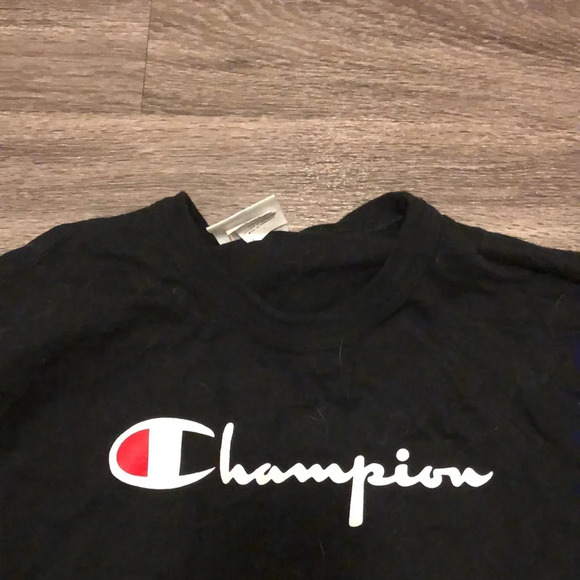 Champion Cropped Tshirt - Picture 2 of 4